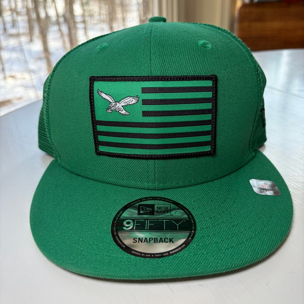 New Era Kelly Green Philadelphia EAGLES Republic Redux 9FIFTY Snapback Hat Adjus